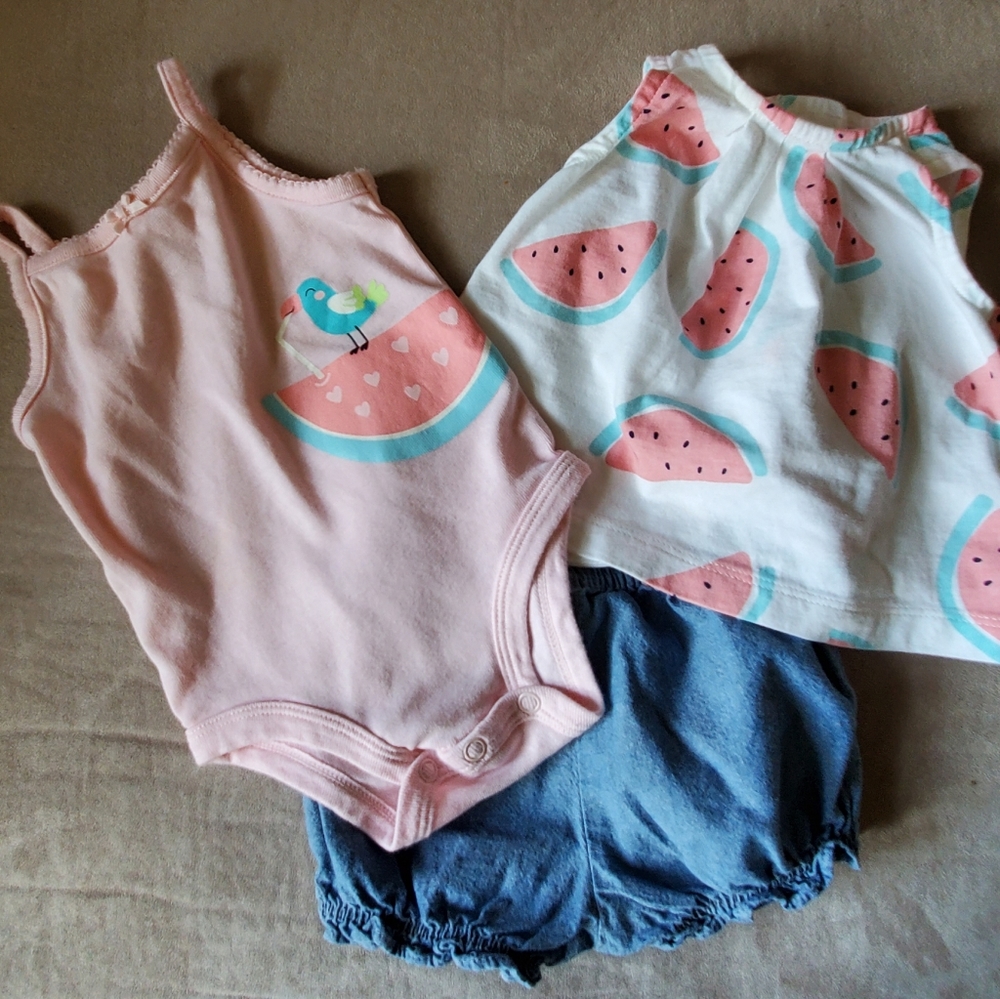 Carter's Spring Bundle - Picture 5 of 8